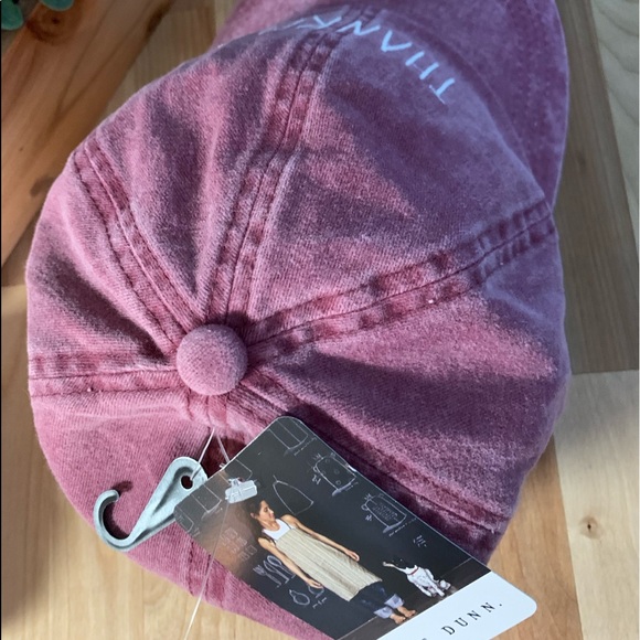 Rae Dunn “THANKFUL” LL Washed Burgundy Ball Hat - Picture 6 of 10